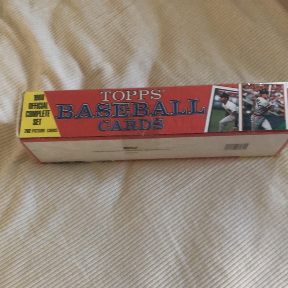 Topps 1988 Baseball Cards Factory Sealed Set. Original packaging cellophane wrap - Picture 3 of 5
